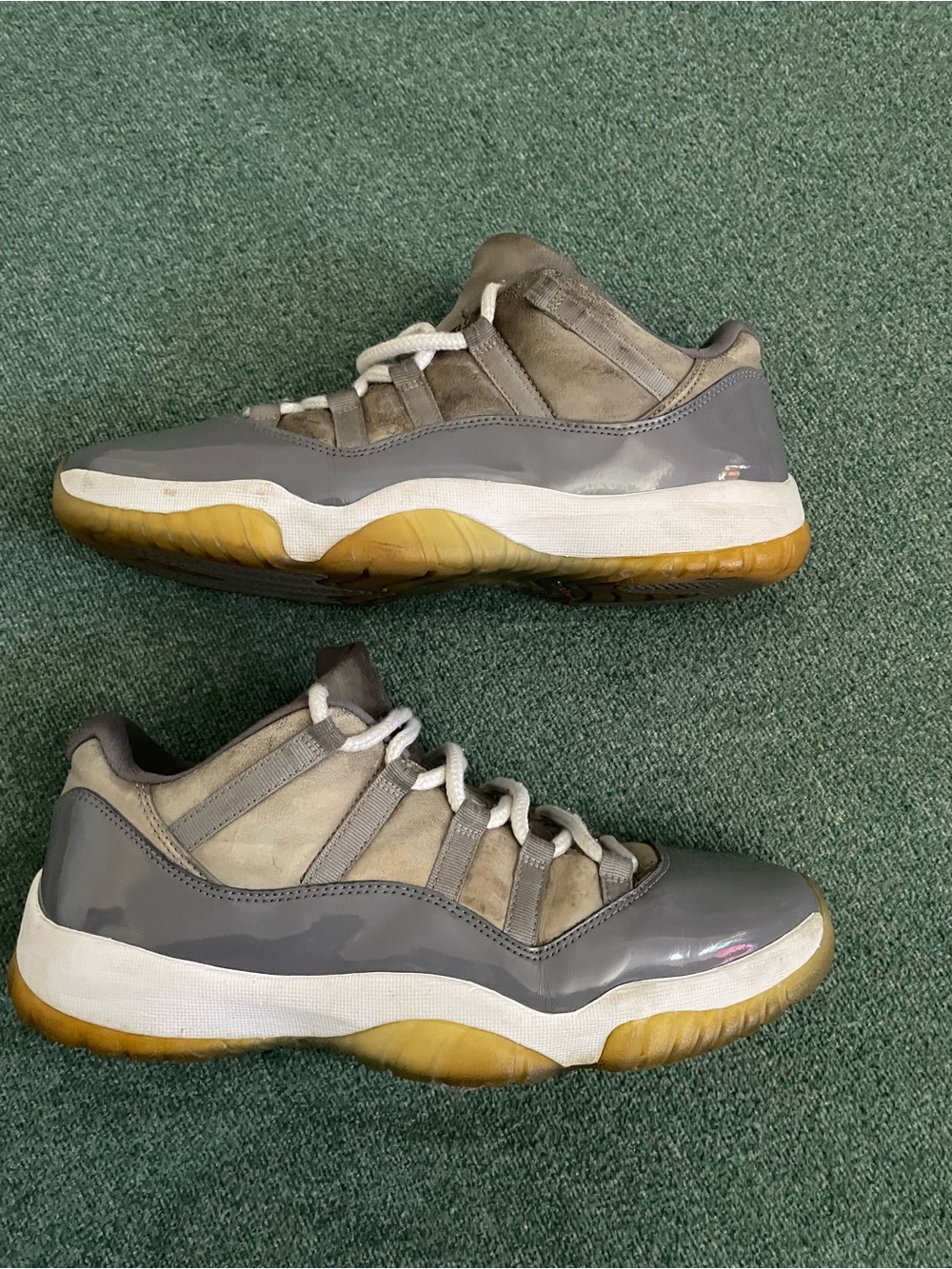 Jordan Men's Low Top Athletic Shoes Gray White Gum